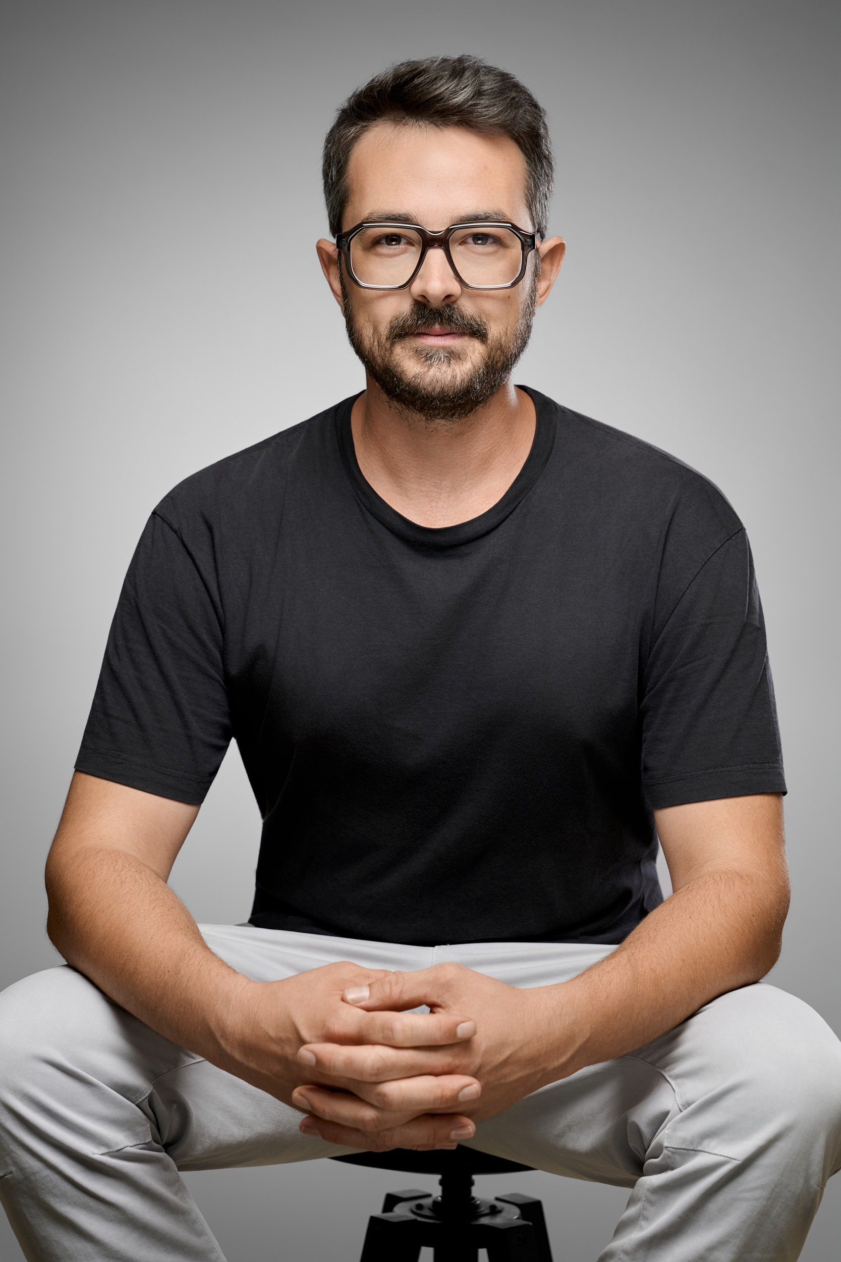 Lorenzo ricamo, ricami, patch, fashion, giacca, jeans, toppa, fiori ricamati, moda, denim, street style, stile, moda italiana, abbigliamento, ricamo artigianale, ricamo floreale, Moda uomo, moda donna, design, fashion design, giacca personalizzata, outfit, look, dettagli ricamati, dettagli, cura, arte tessile, arte, lavorazione a mano